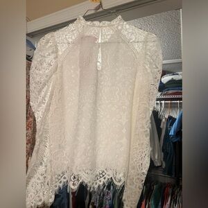 Lilly Pulitzer White Lace Long Sleeve blouse in Size Medium, new